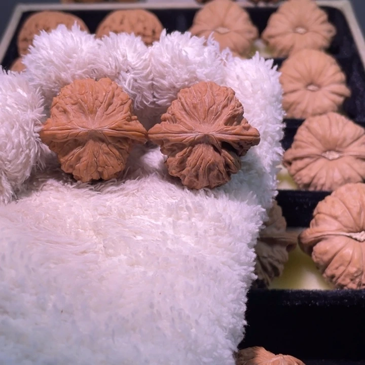 文玩核桃吊坠36全品磨盘