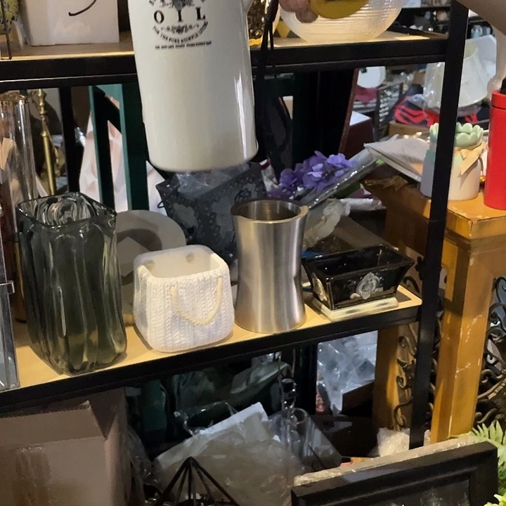 陶瓷花瓶部分（微瑕）