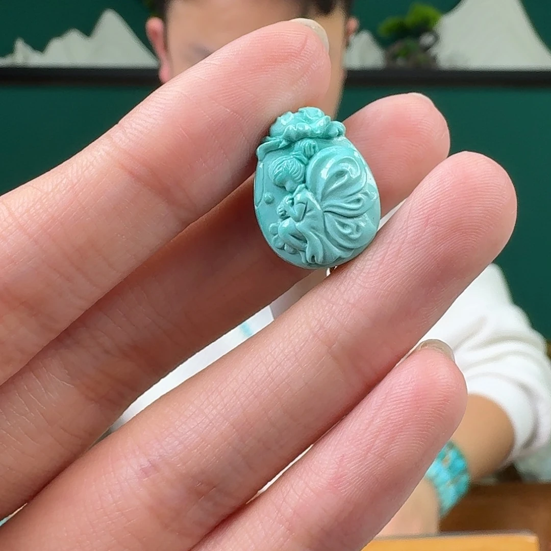 绿松石未镶嵌珠宝奇石