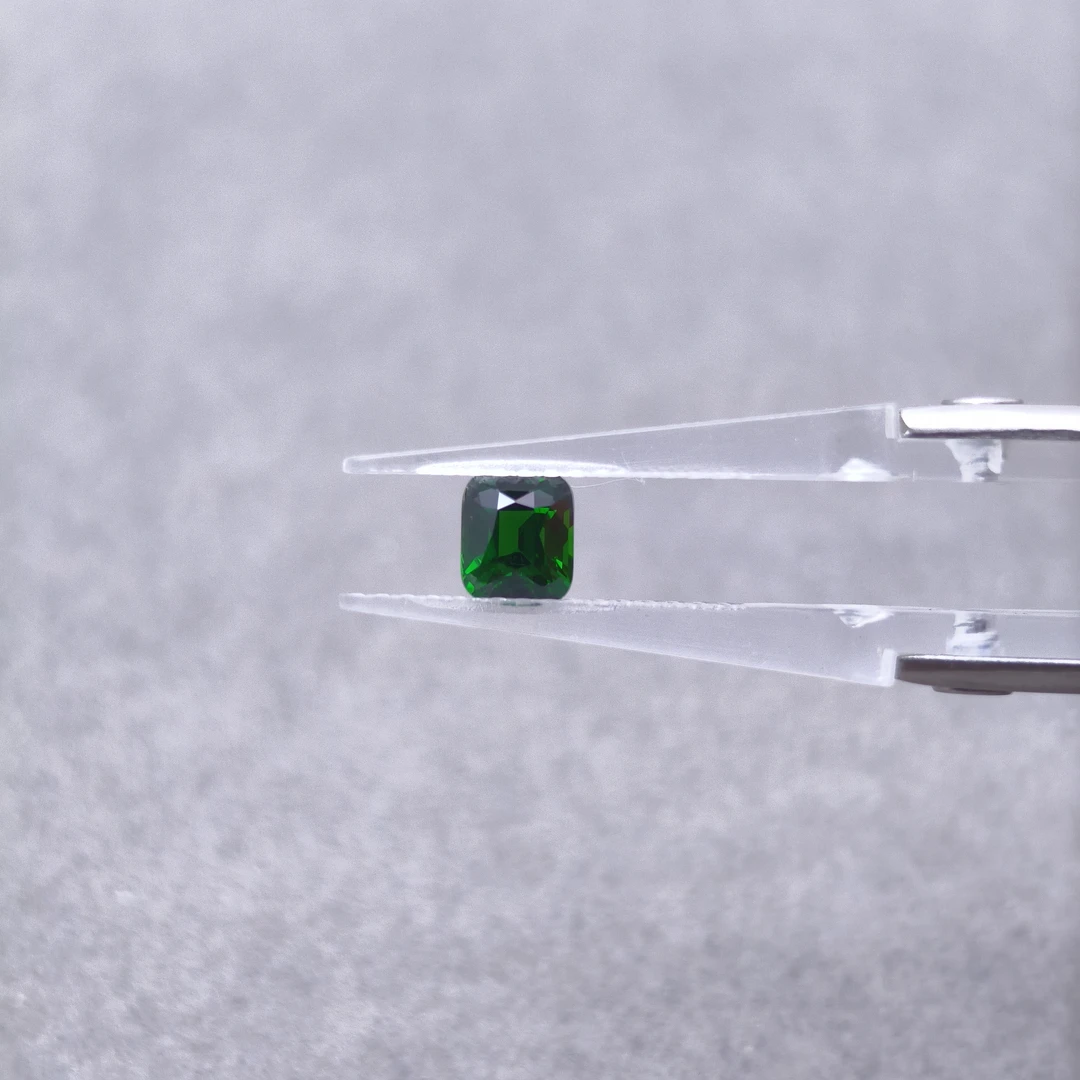 TVSFvv 沙弗莱石-1.07ct（01072100）0616