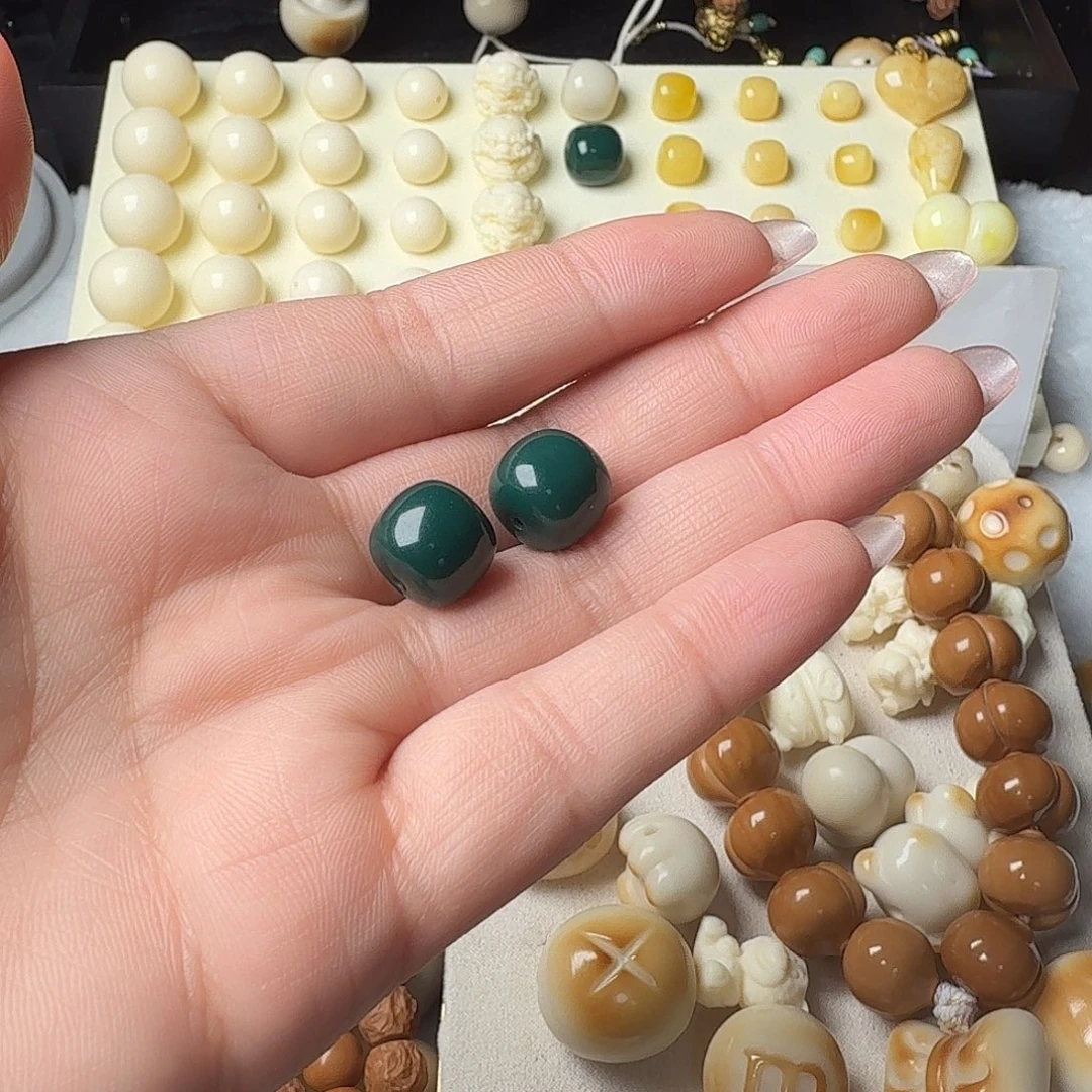 猴头核桃手串配饰