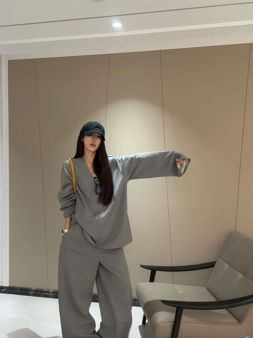 灰色v领卫衣休闲裤套装女春秋秋冬秋季穿搭一整套运动两件套秋季