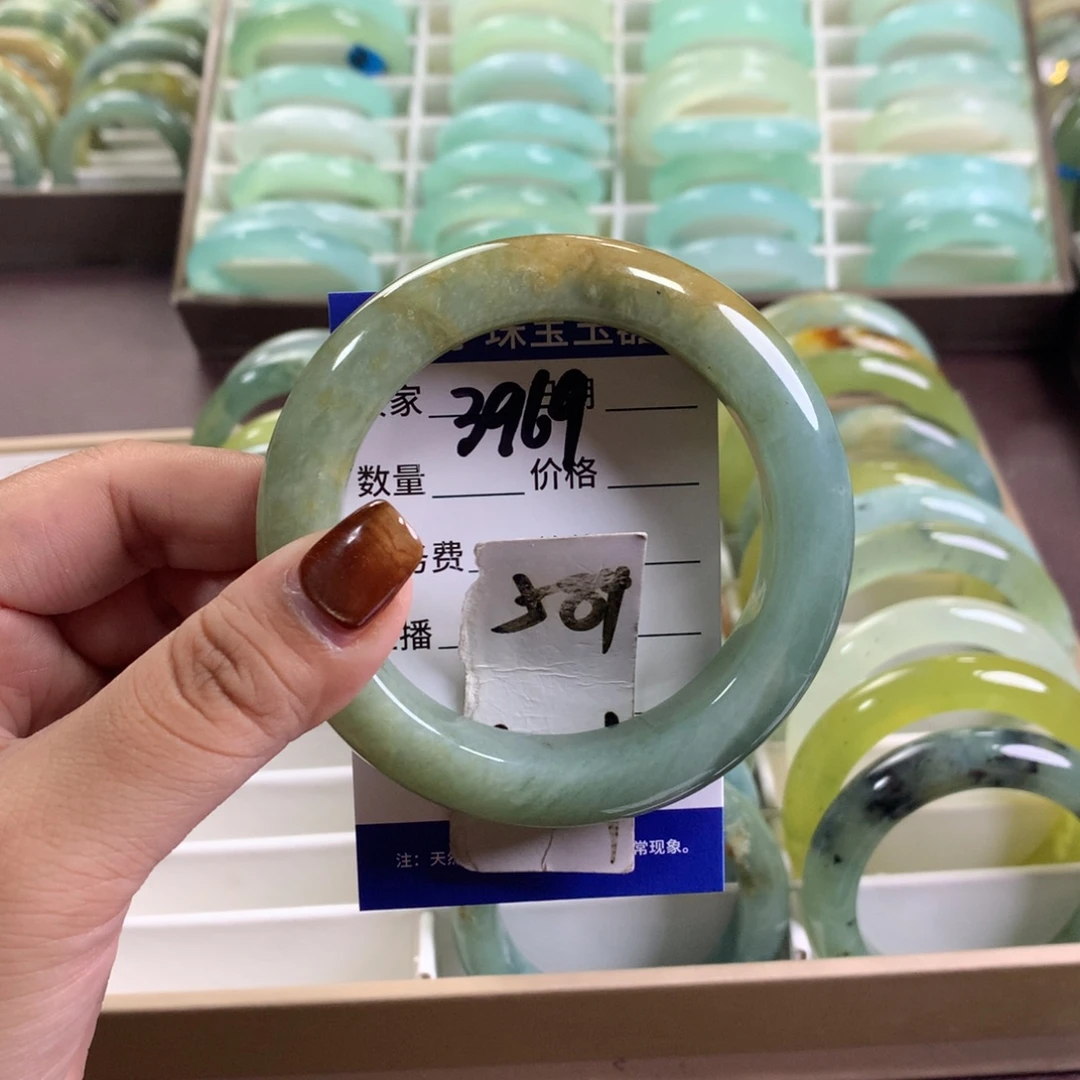 未镶嵌蛇纹石玉手镯3969