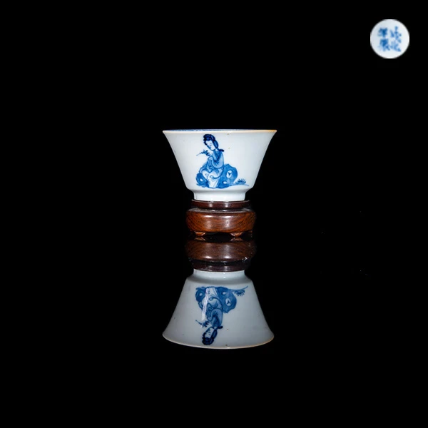 56.清康熙 青花三娘教子杯