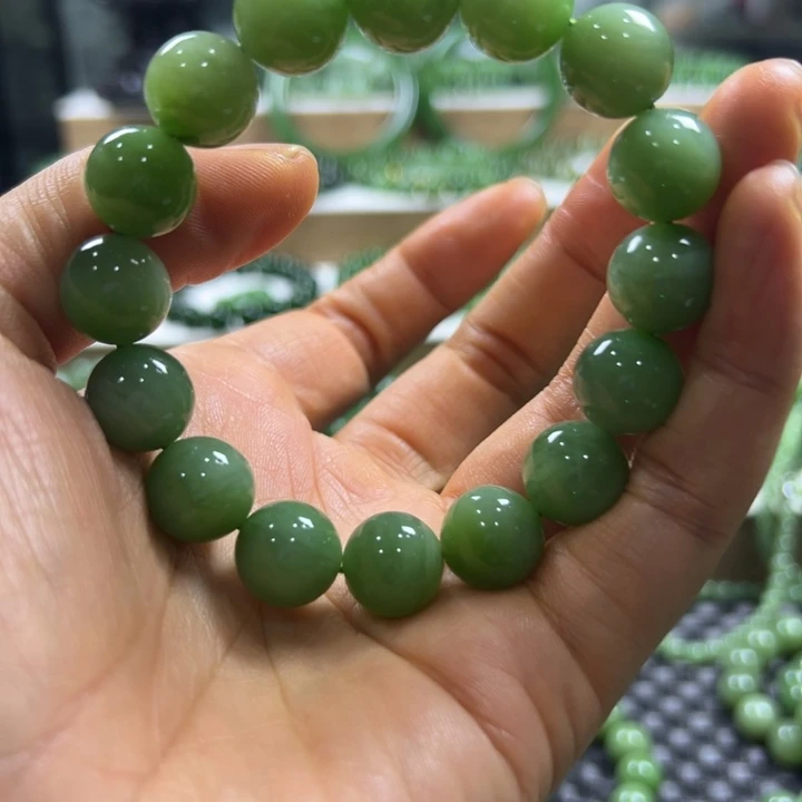 未镶嵌手链和田玉（碧玉）