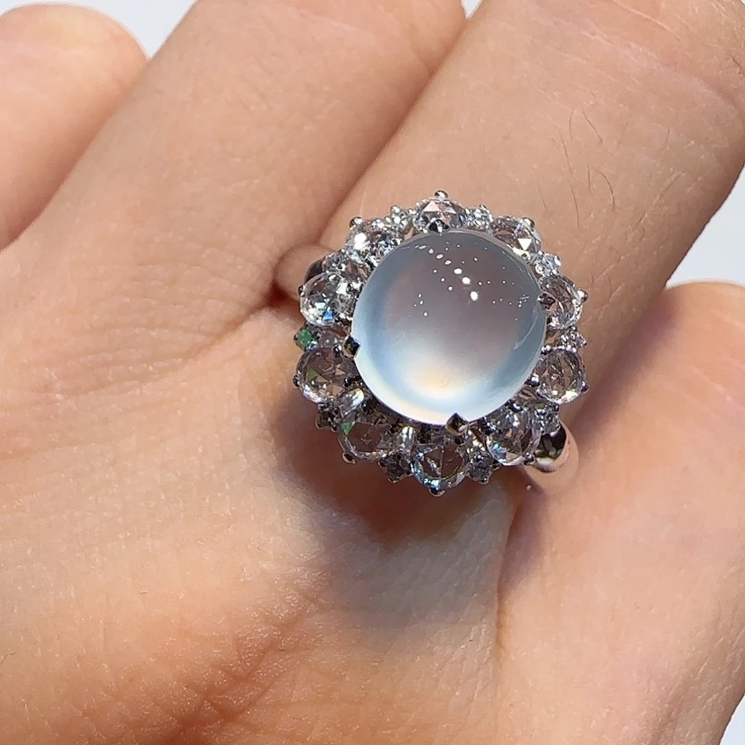 翡翠戒指18K金镶嵌戒指