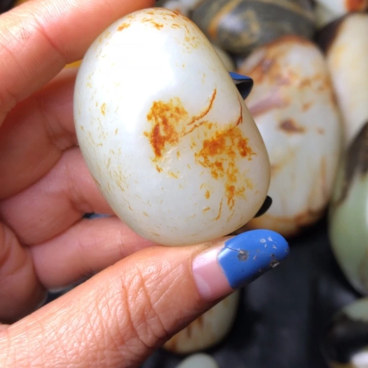 博***乐和田玉未镶嵌珠宝奇石