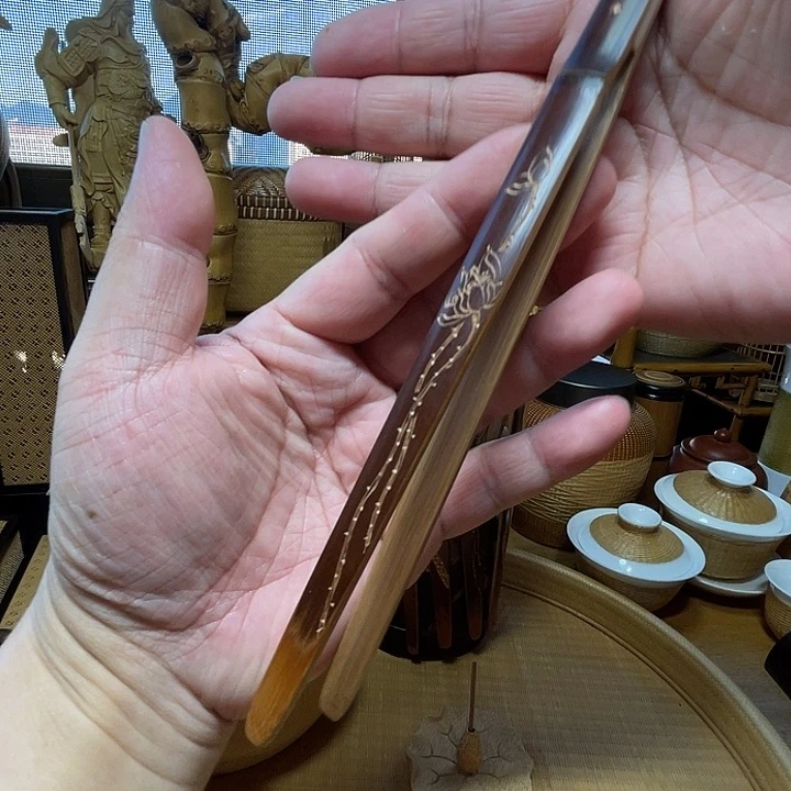 竹老煤竹雕刻茶夹荷