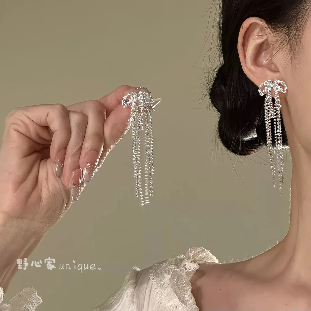 铜合金耳饰 【银丝漫舞】超仙气质蝴蝶结流苏耳钉精致感耳环耳饰女