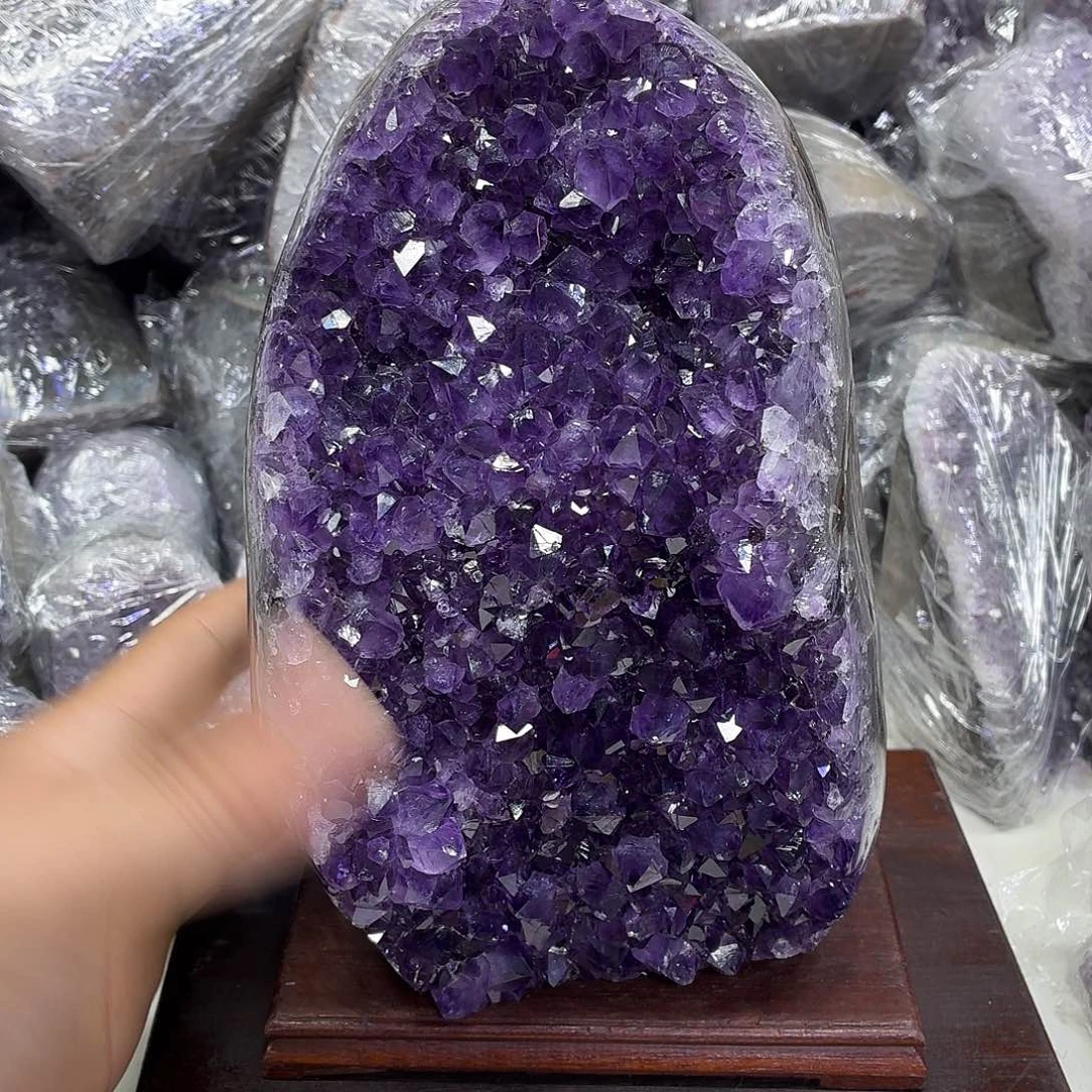 未镶嵌水晶大型摆件（非配饰）