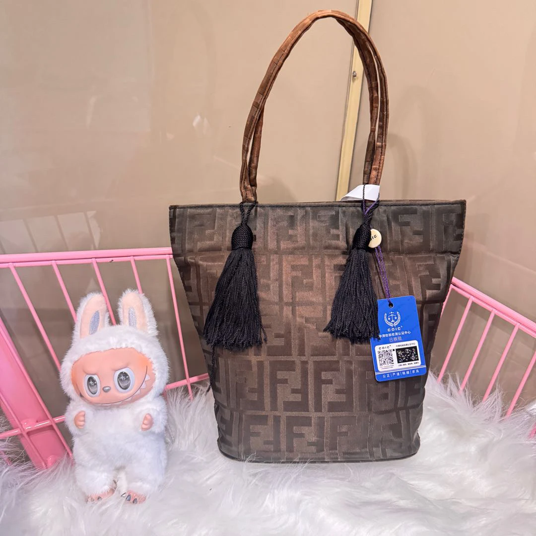 95新 FENDI/芬迪 老花菜篮子手提包/5993