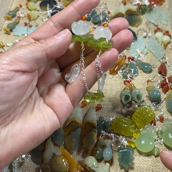 蛇纹石玉耳饰未镶嵌