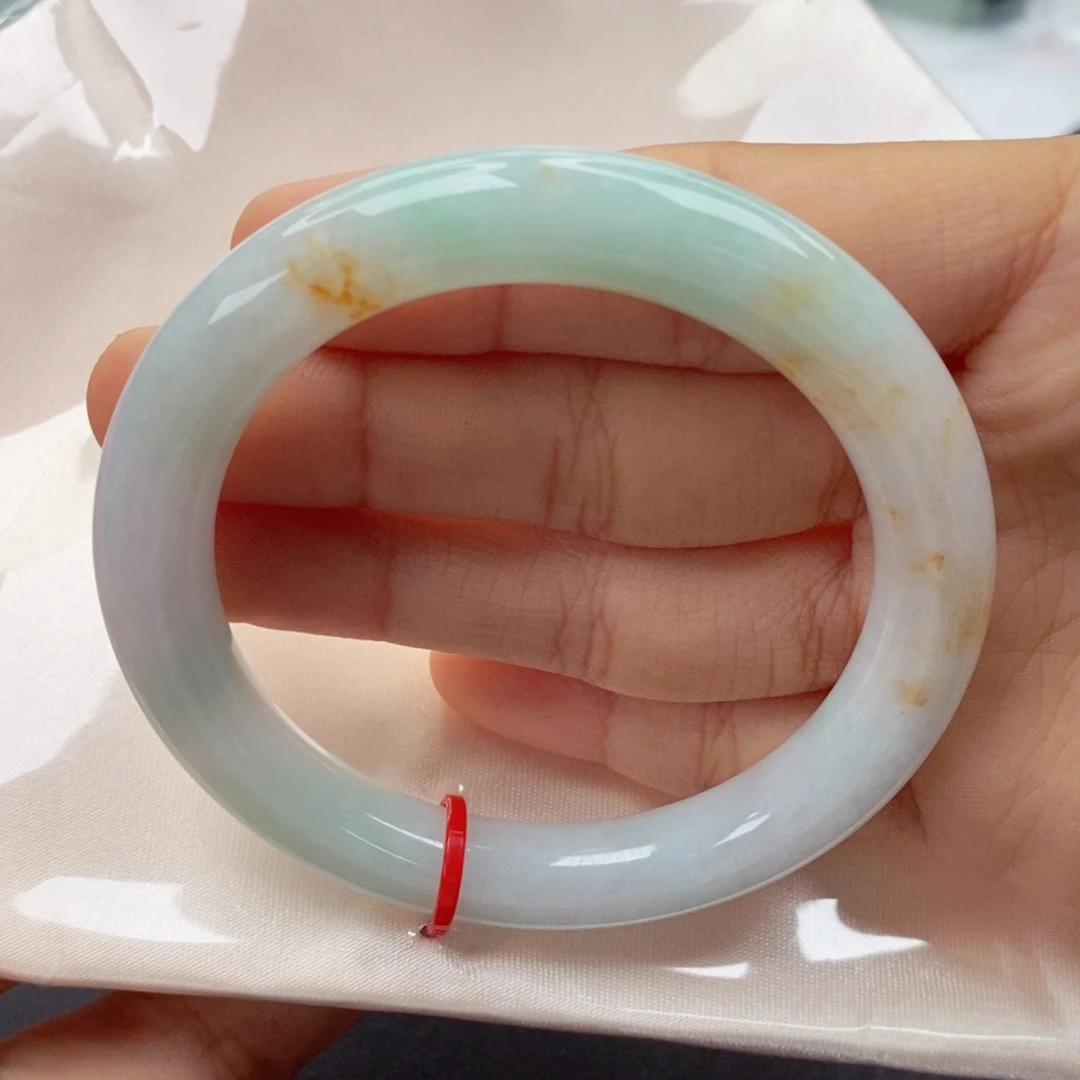 翡翠手镯（圆镯）未镶嵌