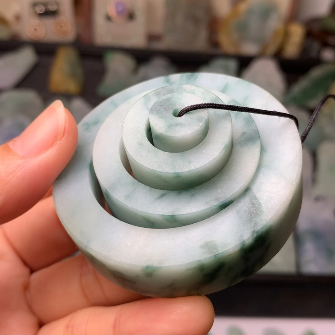 定制翡翠未镶嵌翡翠