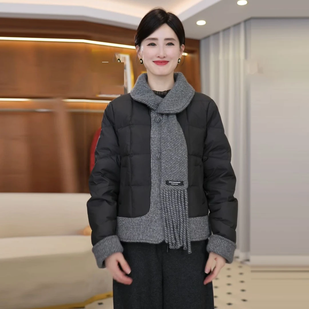 2025冬新款时尚气质百搭保暖围巾领拼接修身棉服潮加厚短款潮流