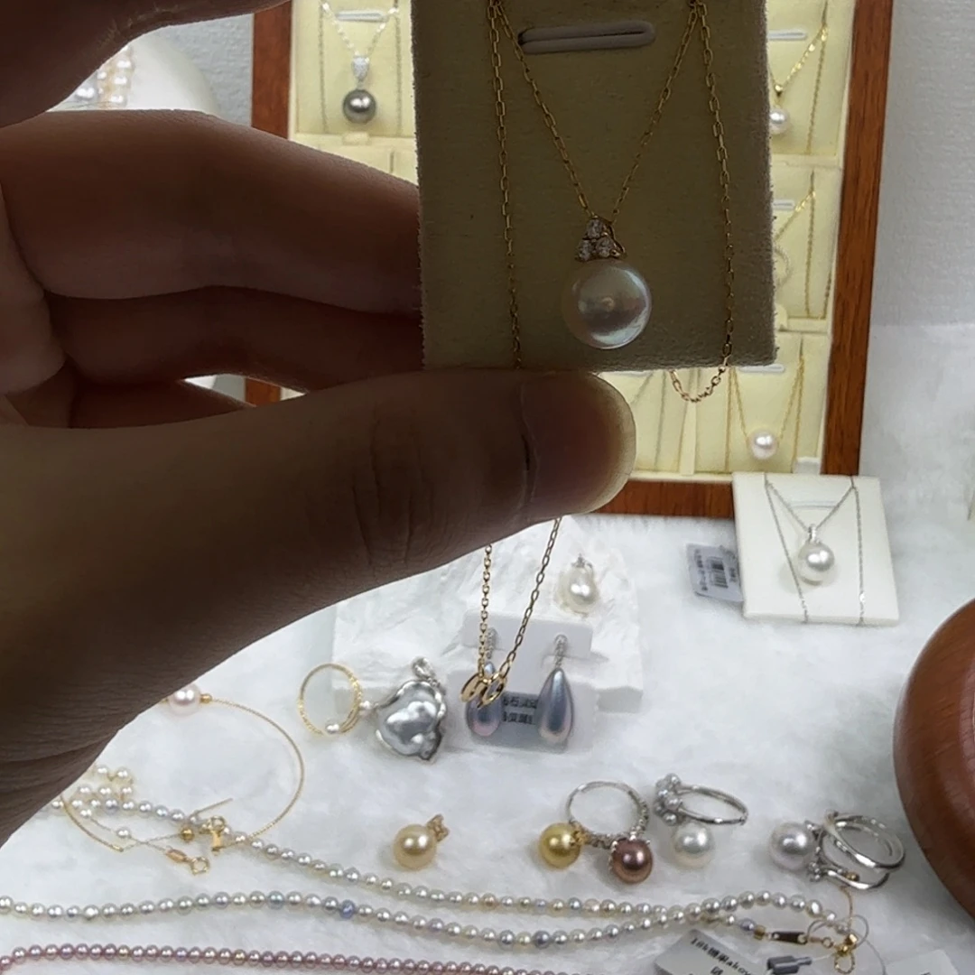 海水珍珠颈饰18K金镶嵌