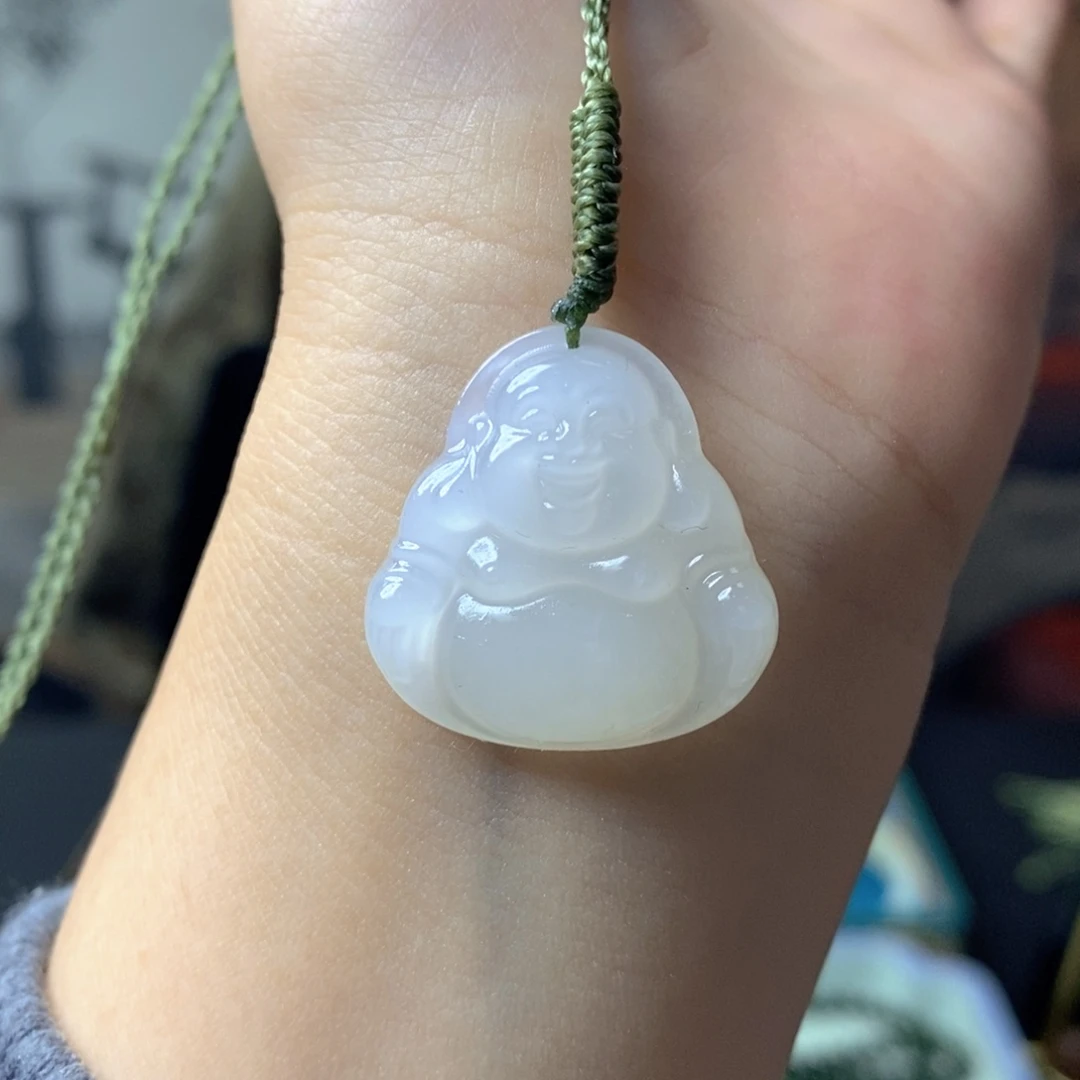 颈饰未镶嵌和田玉（白玉）