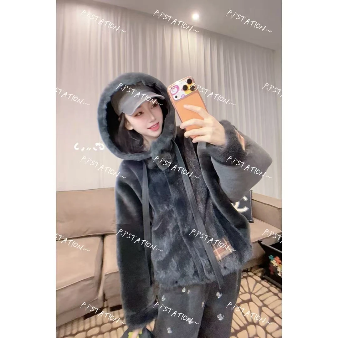 PP 2026 | 云蒸霞蔚 秋冬暖系风连帽皮毛一体配水貂外套8862