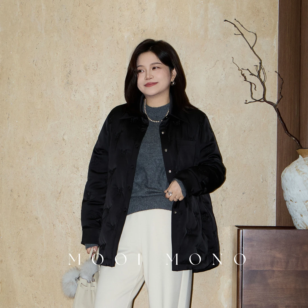 MOOI MONO"蝶叙"显瘦气质蝴蝶刺绣一手长新中式羽绒服 Y024H54
