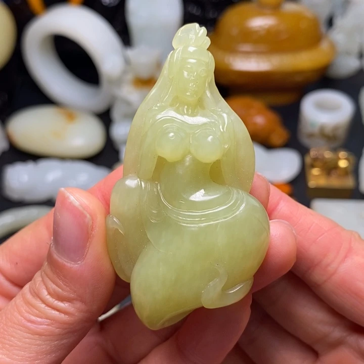 和田玉未镶嵌挂件