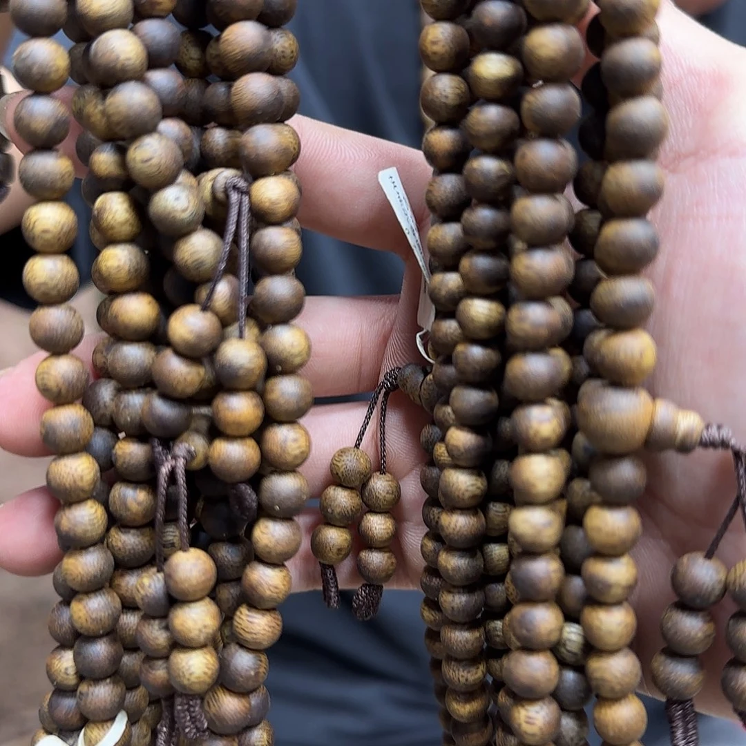 沉香碎屑沉香奇楠沉香圆珠长串0.7-18g张勺子多样性发一条