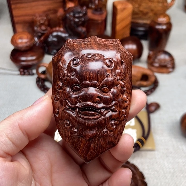 花梨木类端景台老*盾牌41.5克左右