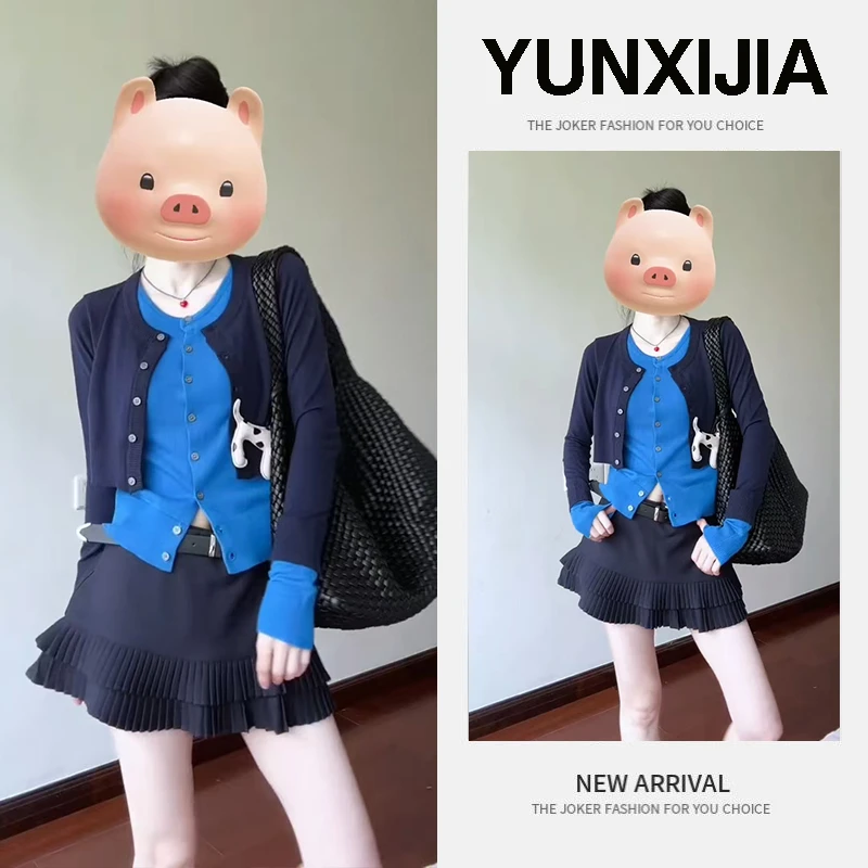 秋季2025年新款常规毛针织衫假两件撞色长袖上衣百搭式短裙两件套