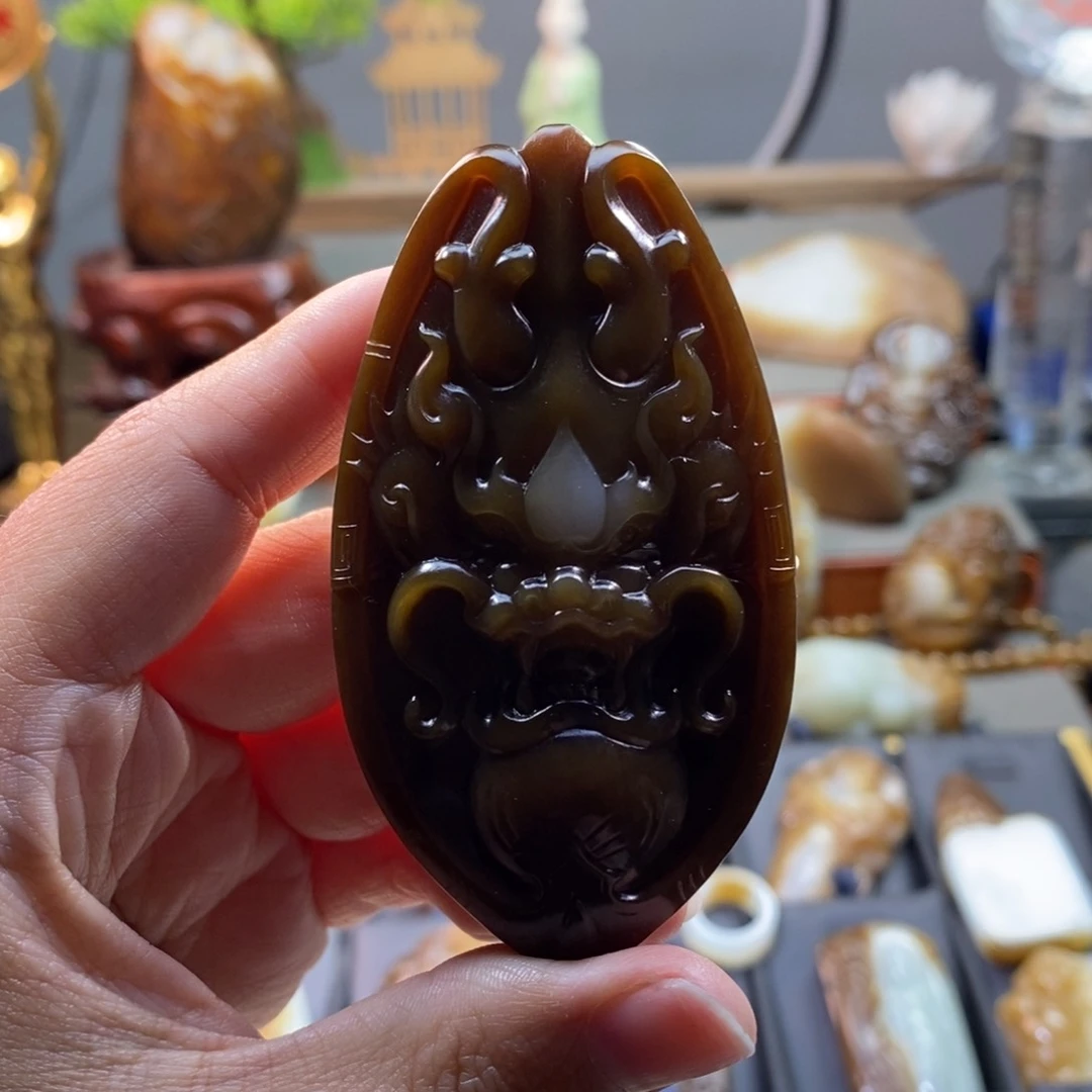 和田玉（糖玉）颈饰未镶嵌龍*
