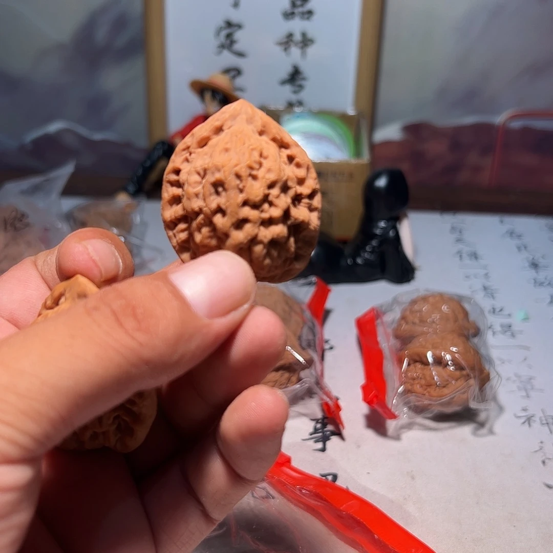 文玩核桃，狂暴金公子