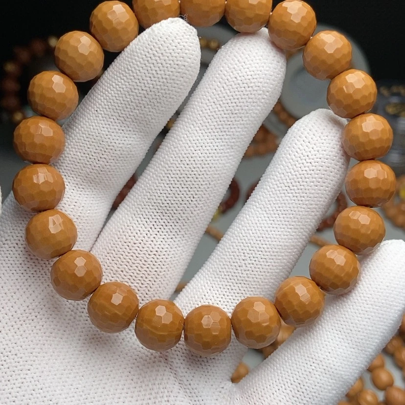 【闪购商品】猴头核桃吊坠-***?钻石