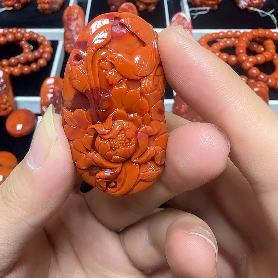 南红玛瑙未镶嵌颈饰