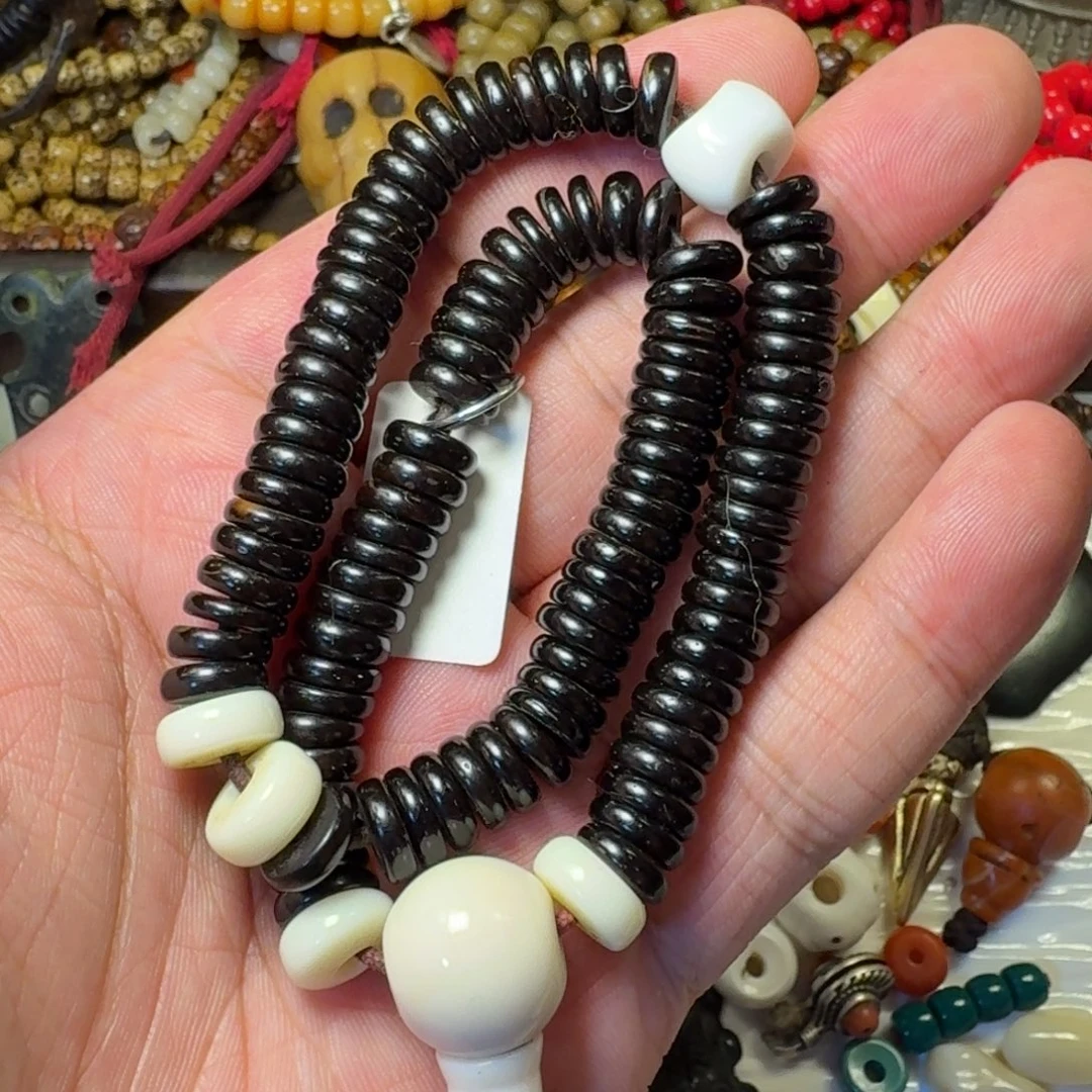 老椰壳念珠手持配老白料