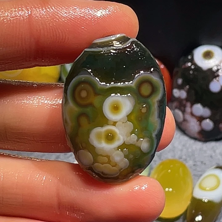 灵***晶玛瑙/玉髓未镶嵌珠宝奇石