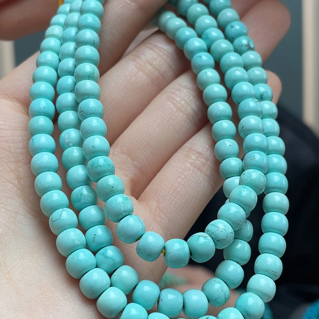 绿松石未镶嵌颈饰