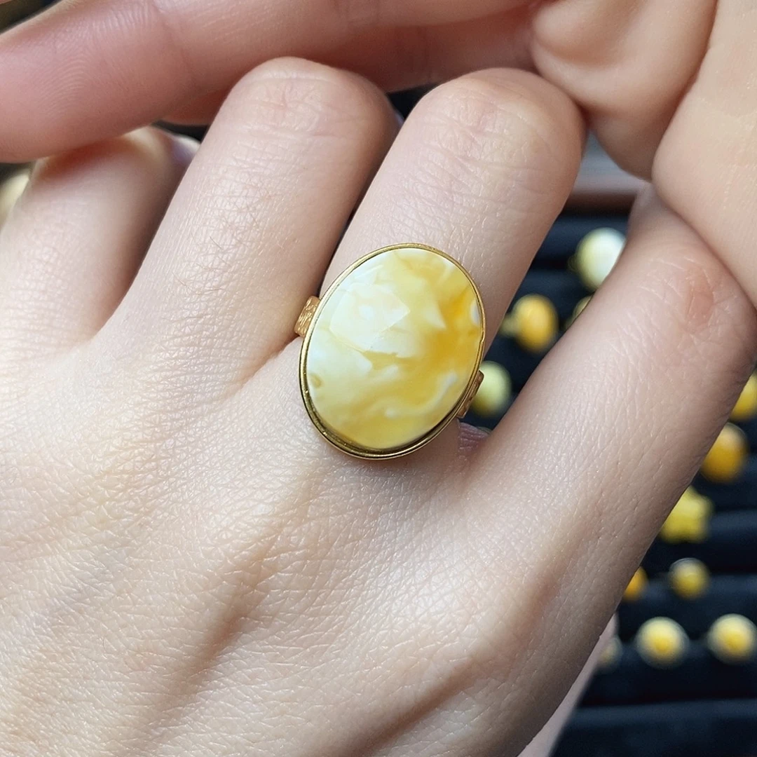 琥珀未镶嵌裸石成品