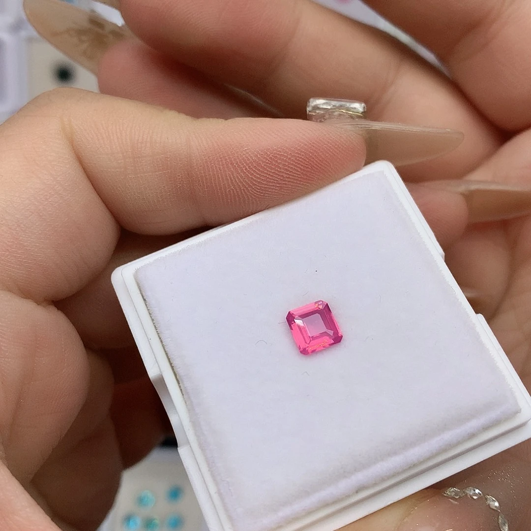 尖晶石裸石未镶嵌天然马亨盖裸石福利0.77ct