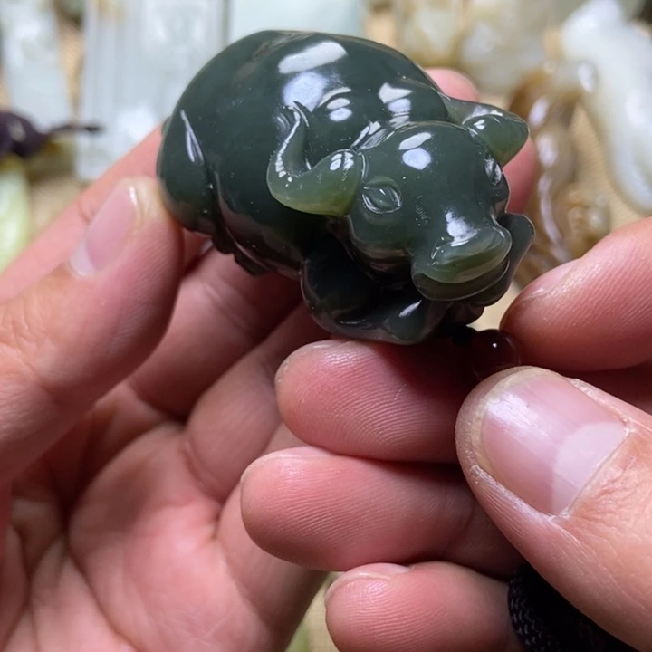 和田玉未镶嵌挂件