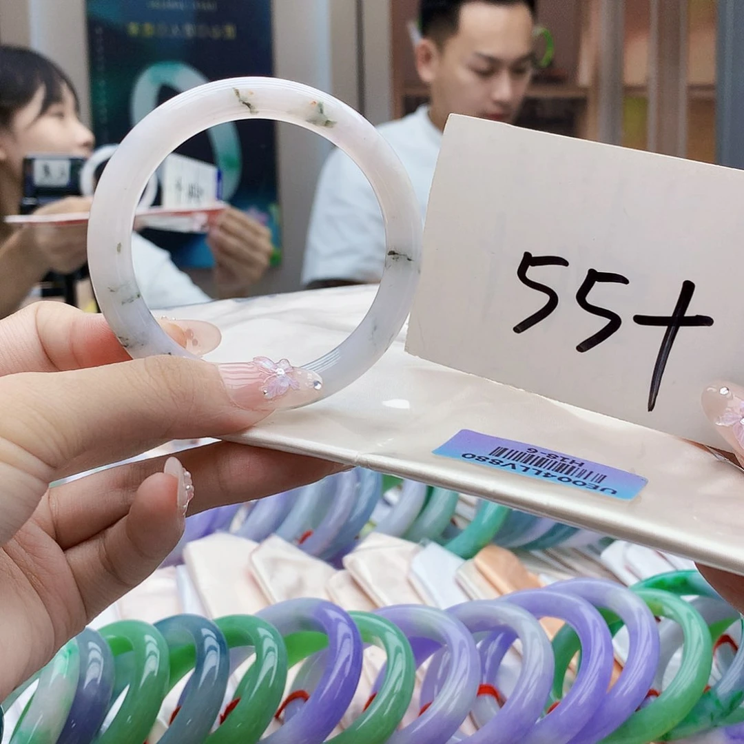 未镶嵌手镯翡翠vv