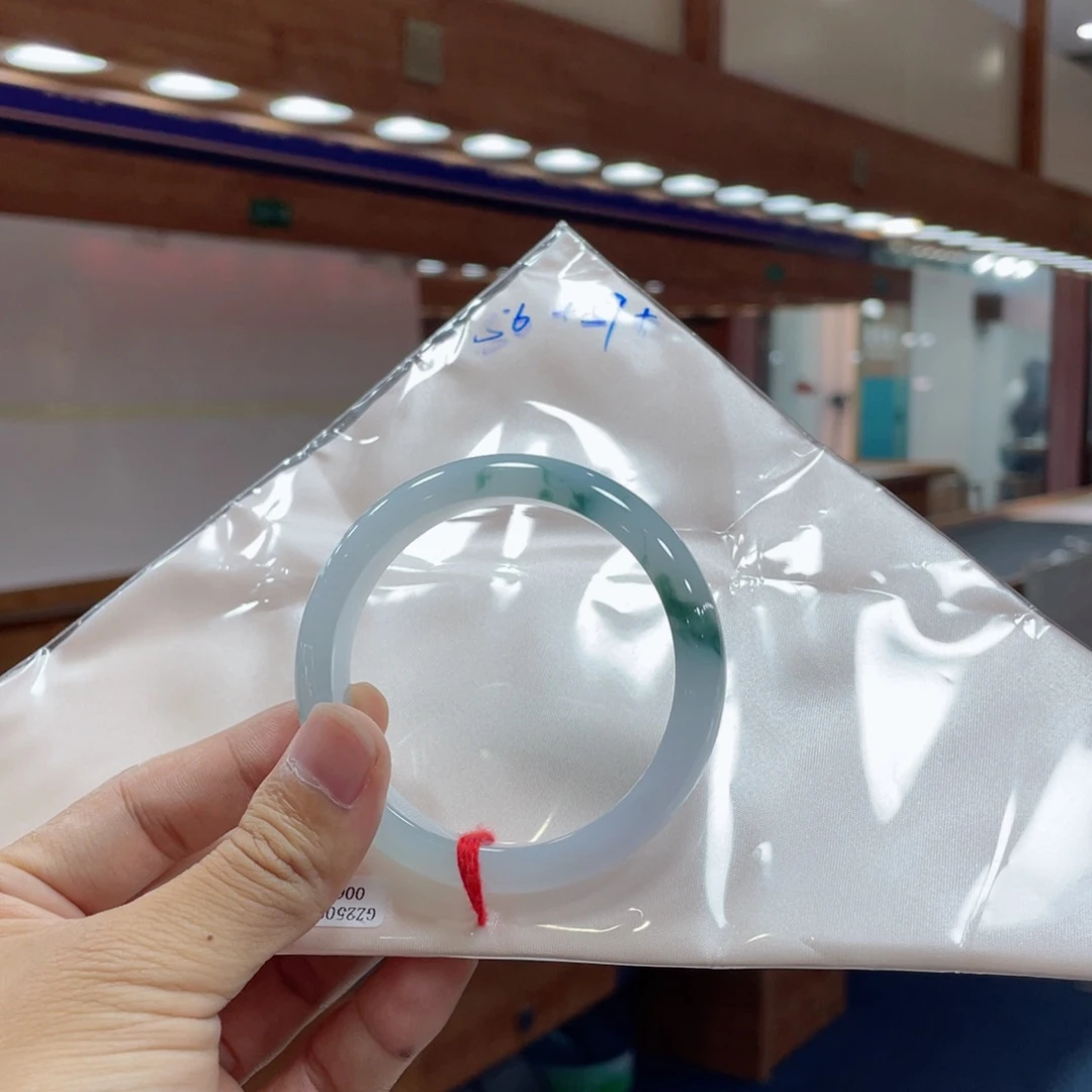 未镶嵌手镯翡翠翡翠