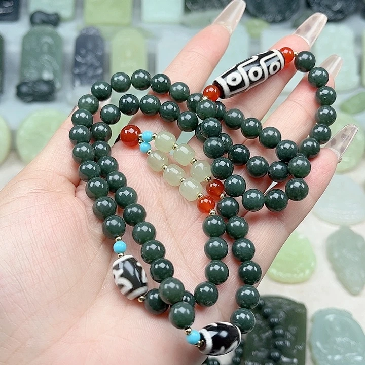 笑***)和田玉未镶嵌颈饰