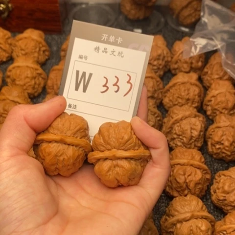 吊坠桃核我是第一百38
