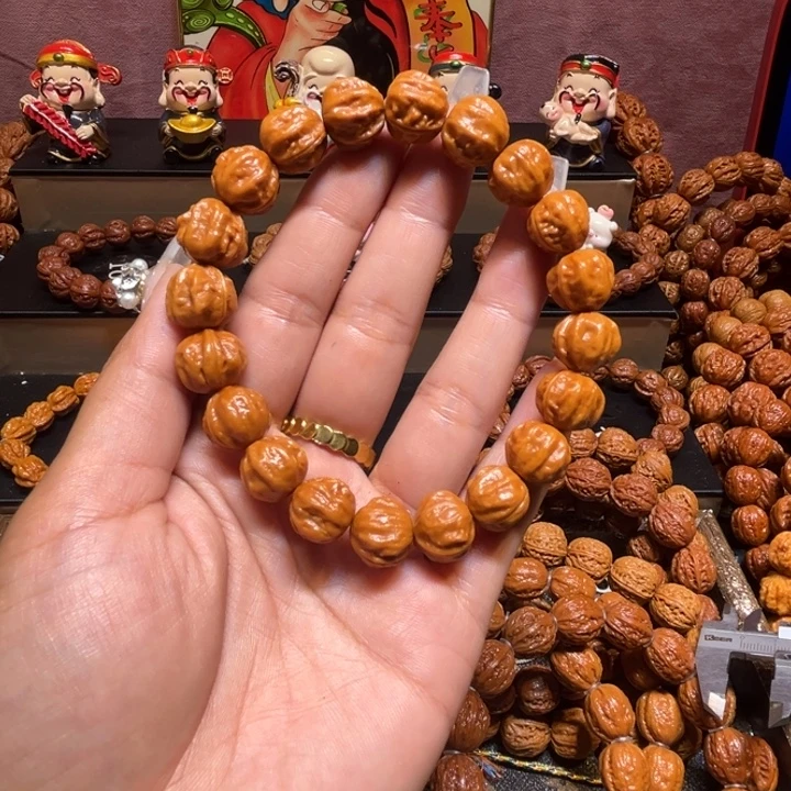 夏***颜手串文玩核桃精品