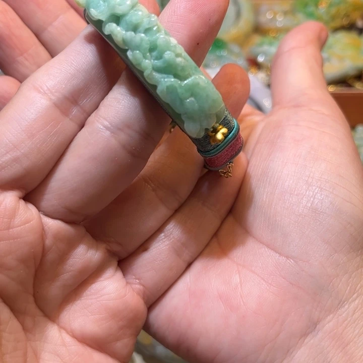翡翠未镶嵌戒指翡翠