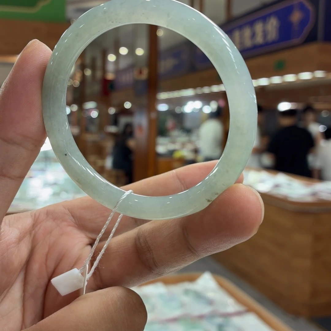 翡翠未镶嵌手镯手镯