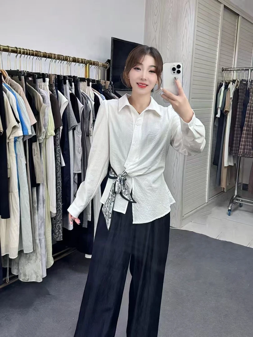 179区802咖色设计感长袖衬衫女士秋季上衣