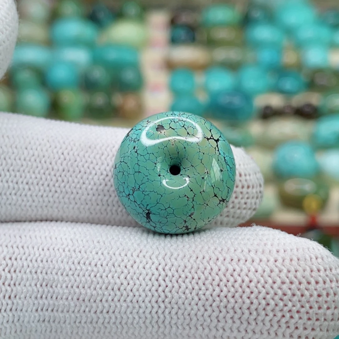 未镶嵌绿松石颈饰