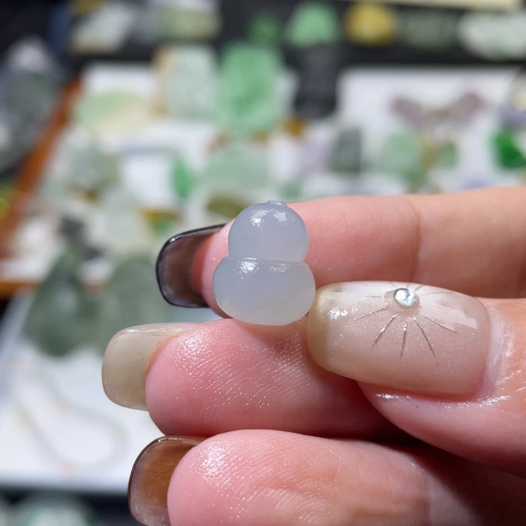 未镶嵌定制翡翠毛货