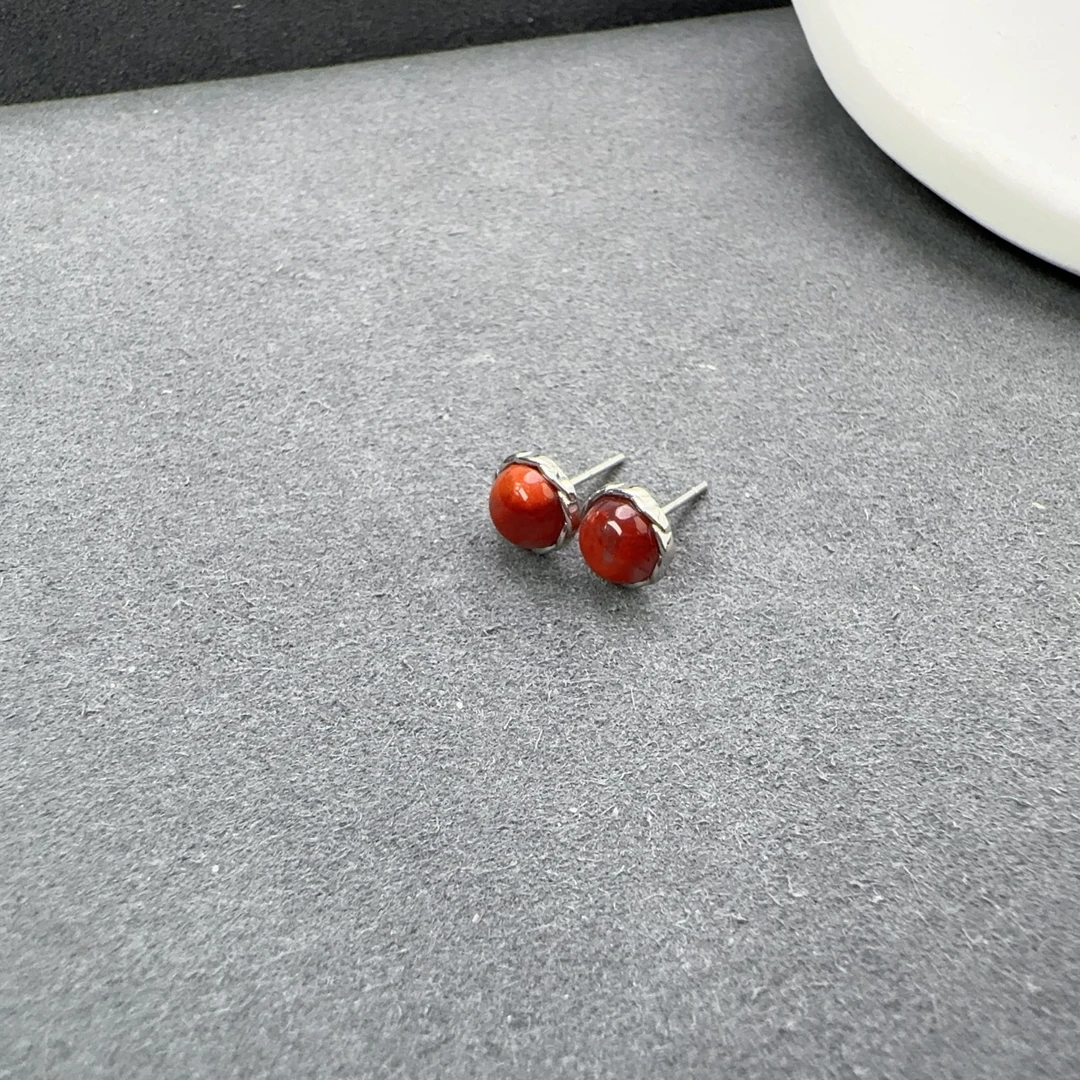 南红玛瑙圆形耳钉S925银