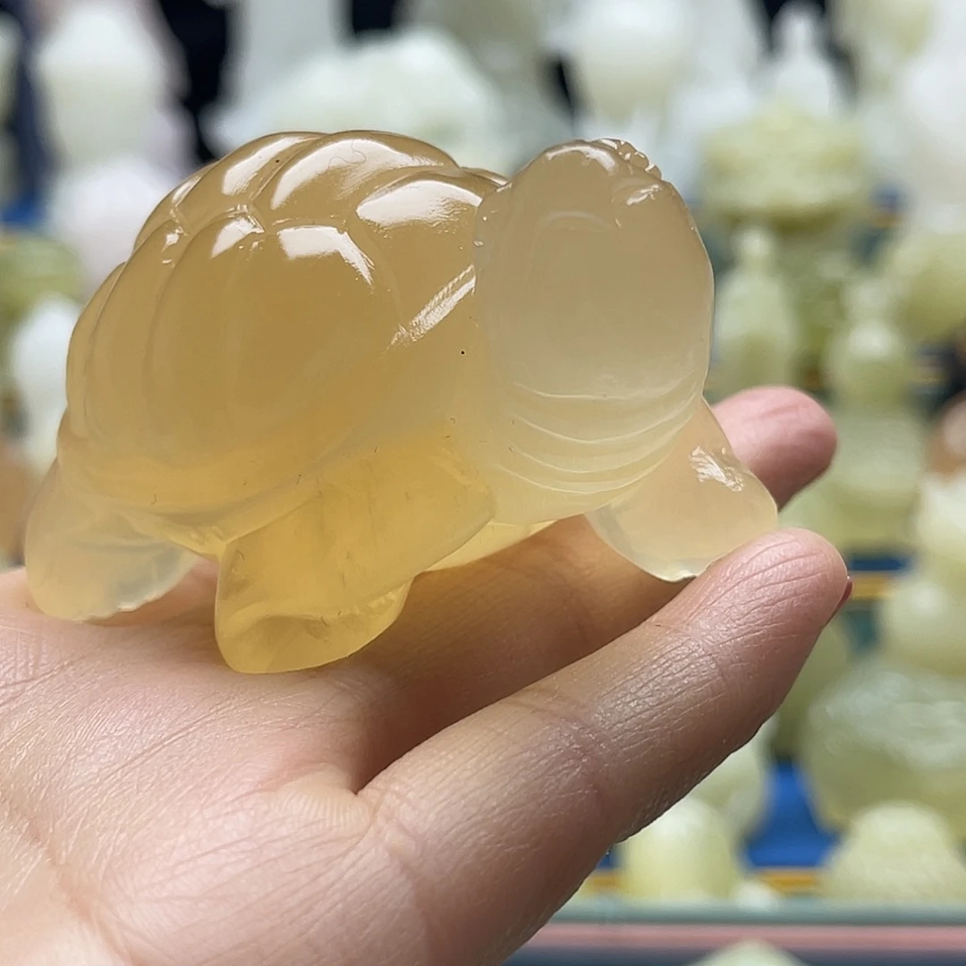 一***雕玉天然桌面小摆件