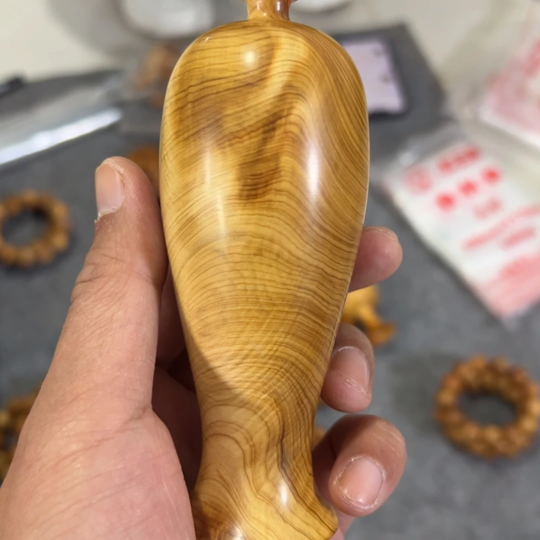 柏木太行闪电瓶子